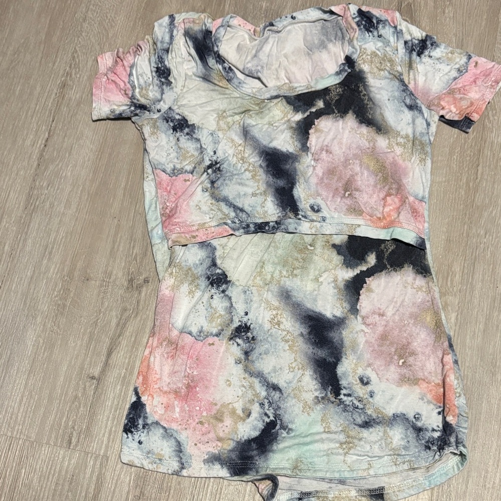Tiny Tim’s Bamboo Tie-Dye Short Sleeve Top- Nursing‎ top